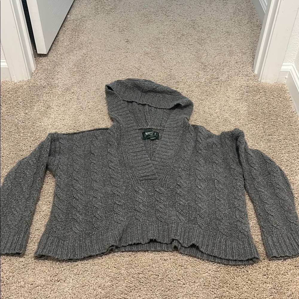 American Eagle Gray Crop Sweater